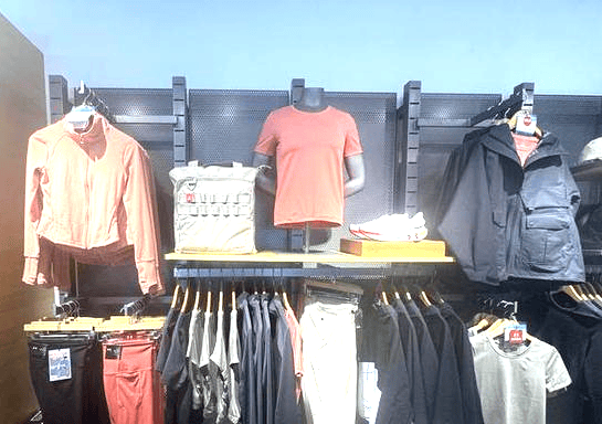 热点这个“关键词”太火了！女性运动产品消费升温(图1)