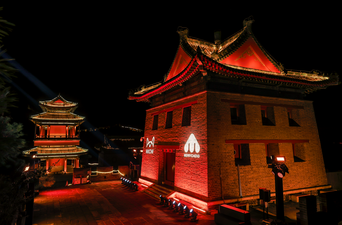 美力城全新发布高科技鹅绒服系列登顶长城科技织梦(图2)