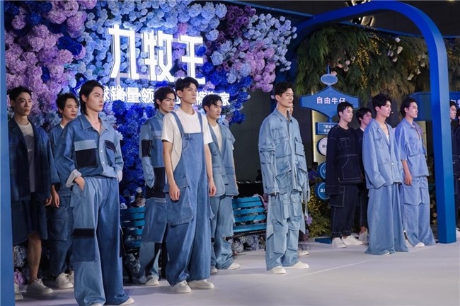 九牧王35周年秋冬大秀见证九牧王男裤专家发展的全新里程(图4)