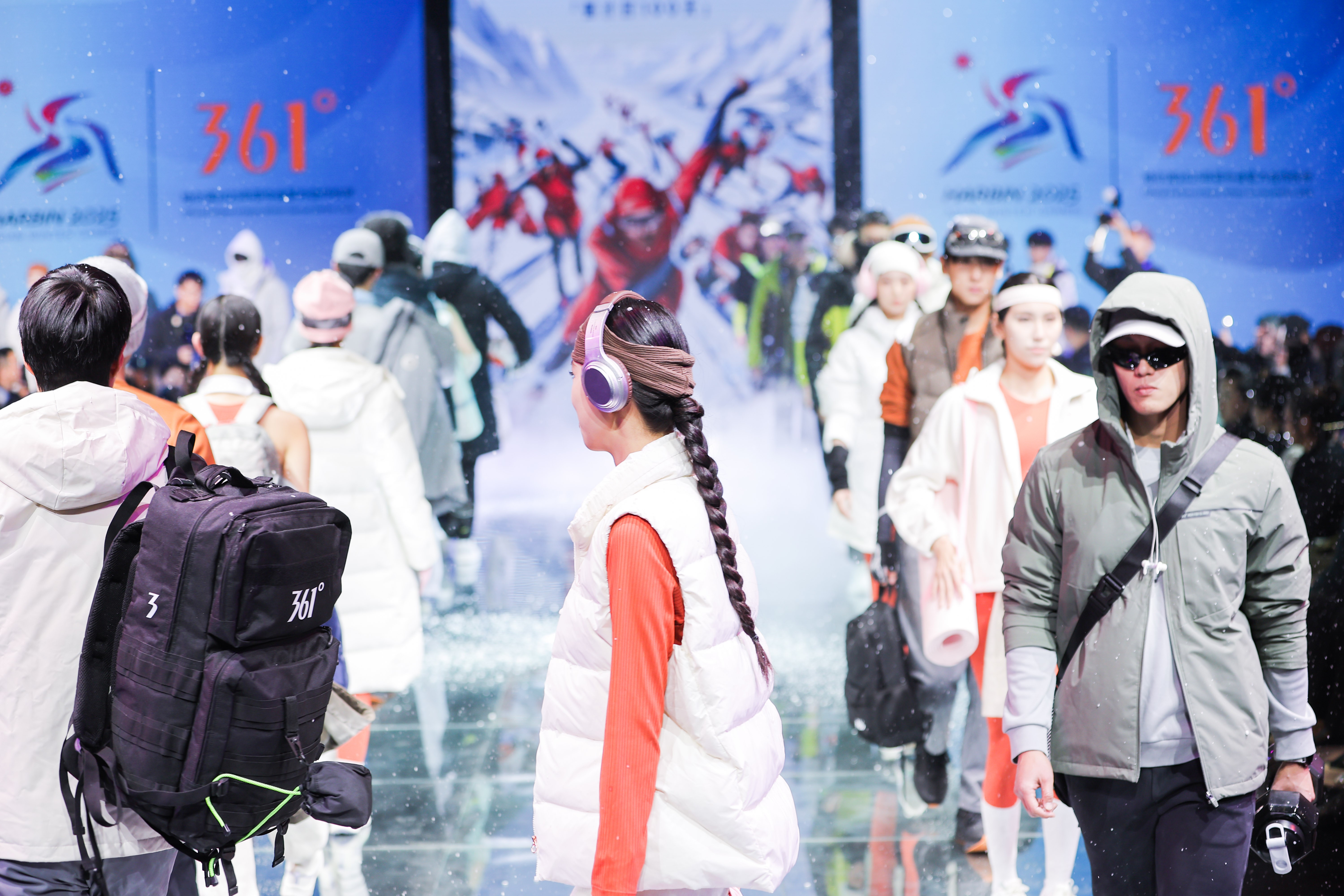 倒计时100天361度正式发布哈尔滨2025年第九届亚冬会运动服饰(图6)