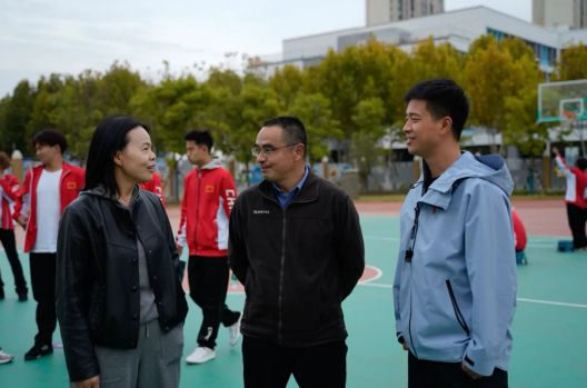 武汉新城中心小学2024年秋季体质达标运动会(图1)