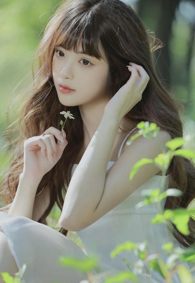 班花脱下裤子让我生诵他小说_班花脱下裤子让我生诵他小说V5(图1)