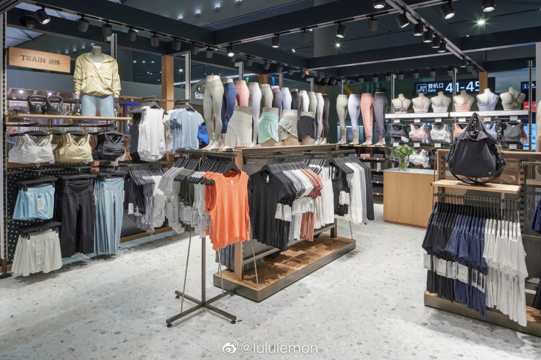跌跌不休的lululemon能否靠男人拯救？(图3)