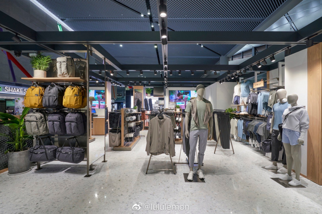 跌跌不休的lululemon能否靠男人拯救？(图4)