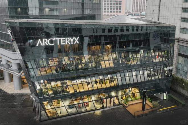 精明中产开始退坑始祖鸟(图4)