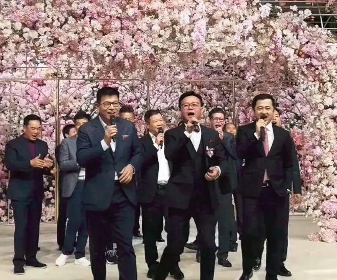 泉州富豪3000万接盘亲戚亏损店疑似利益输送！董事罕见投反对票(图7)