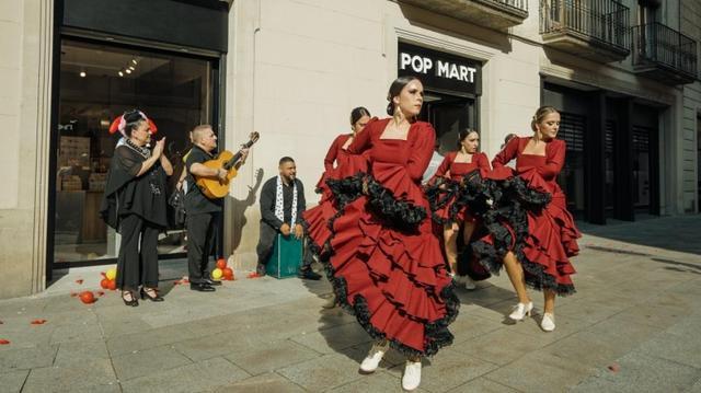 泡泡玛特西班牙首店落地(图2)