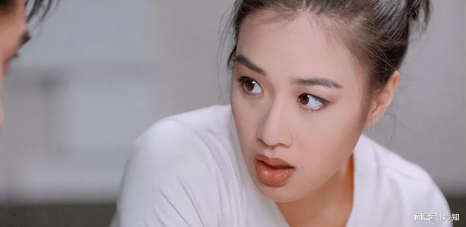 张伦硕夫妇罕现身！钟丽缇膀大腰圆像大妈被网友群嘲夫妻变母子(图9)