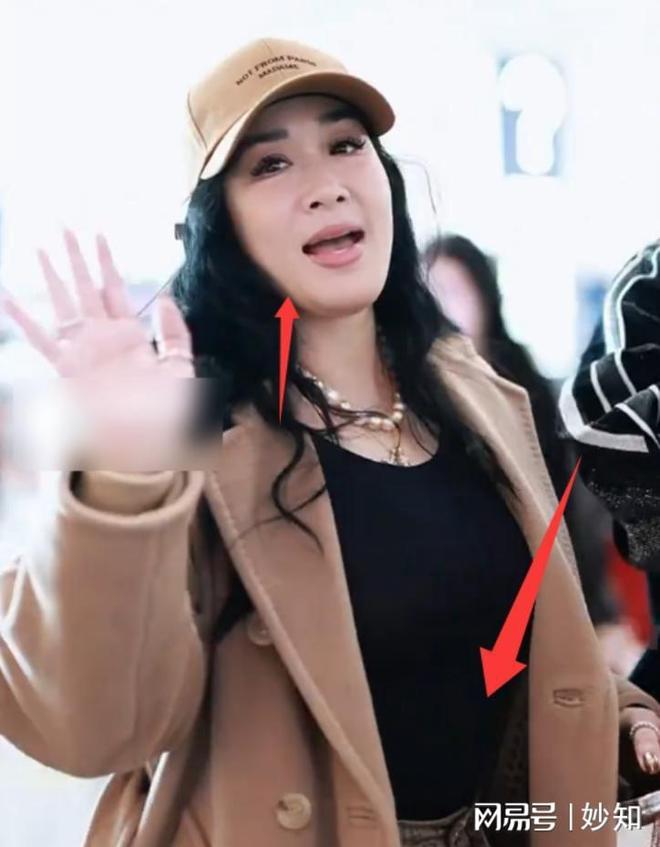 张伦硕夫妇罕现身！钟丽缇膀大腰圆像大妈被网友群嘲夫妻变母子(图16)