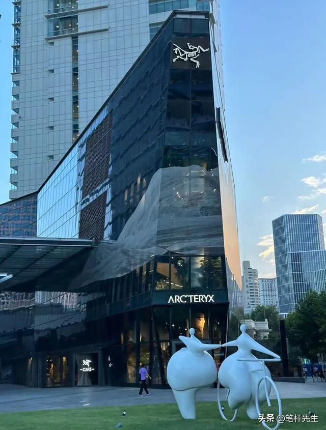 双十一户外鞋服爆火!小众品牌扎堆来华背后竟是中产在买单(图4)