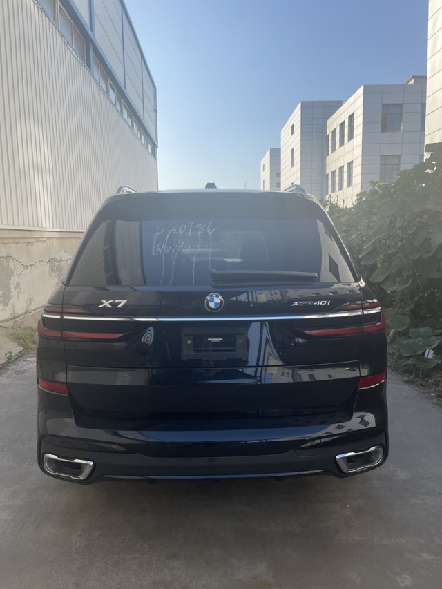 2024款宝马X730TM运动行政包清仓处理落地优惠8万(图2)