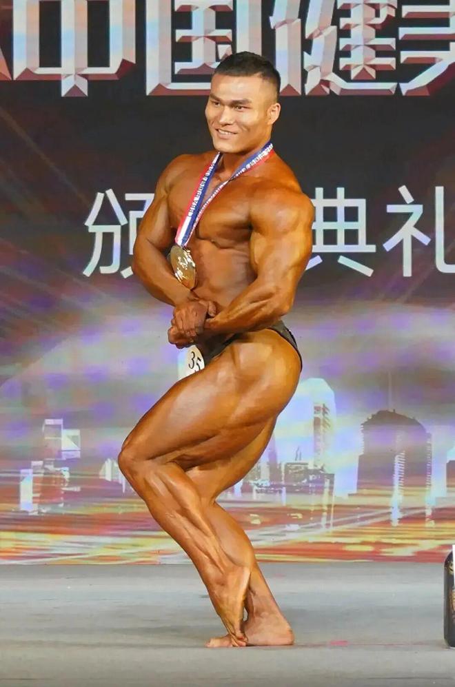 30岁全国健美冠军猝死生前最后忙于新店开业(图7)