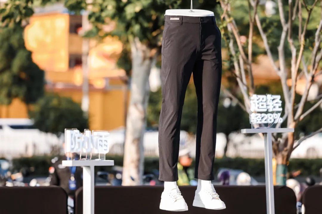 九牧王再出“大招”:商务户外1号裤掀起话题热!(图2)