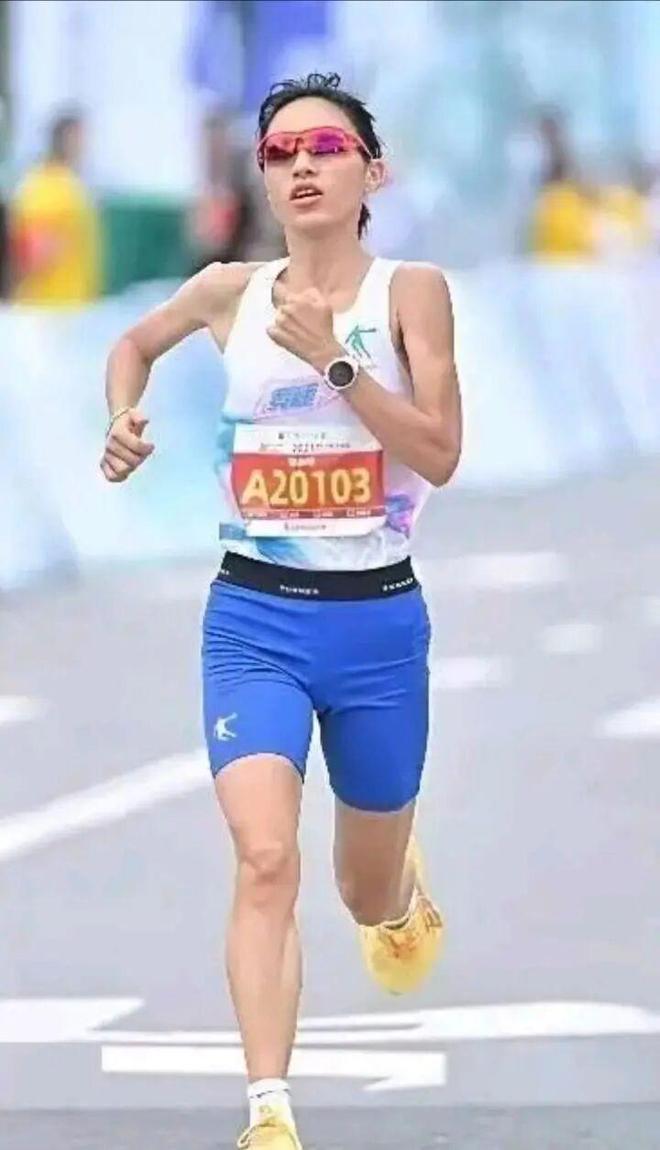 2小时33分!“最快女护士”张水华复出刷新个人PB医院回应亮了!(图7)